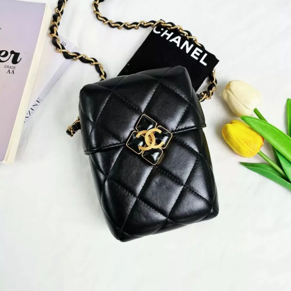 Chanel Women Pre-Loved Bag Very Good Condition